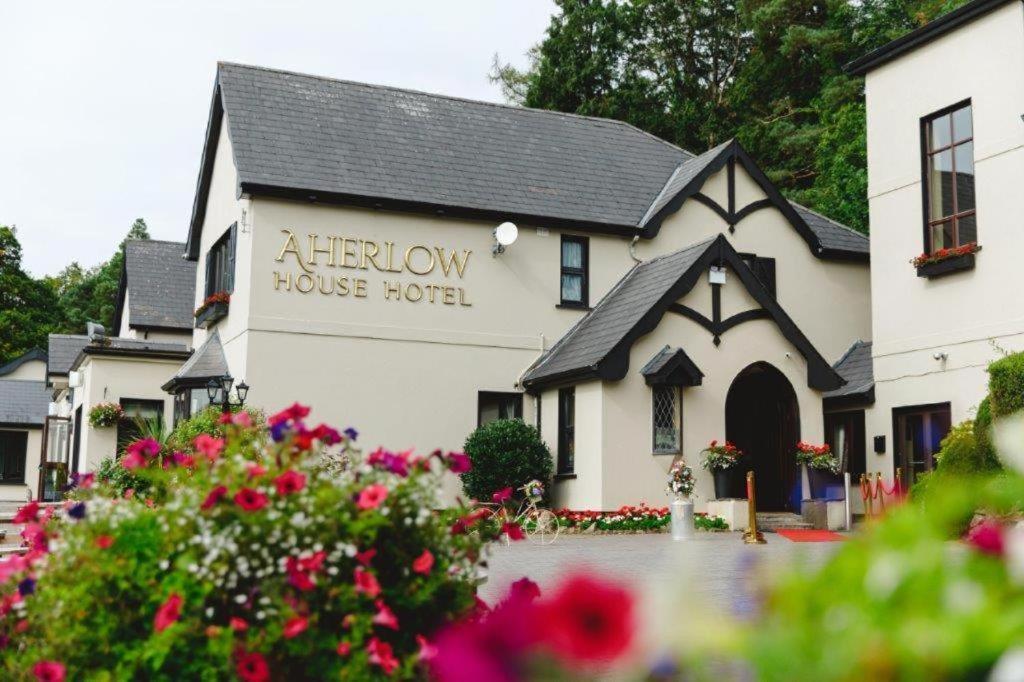 Aherlow House Hotel & Lodges 외부 사진