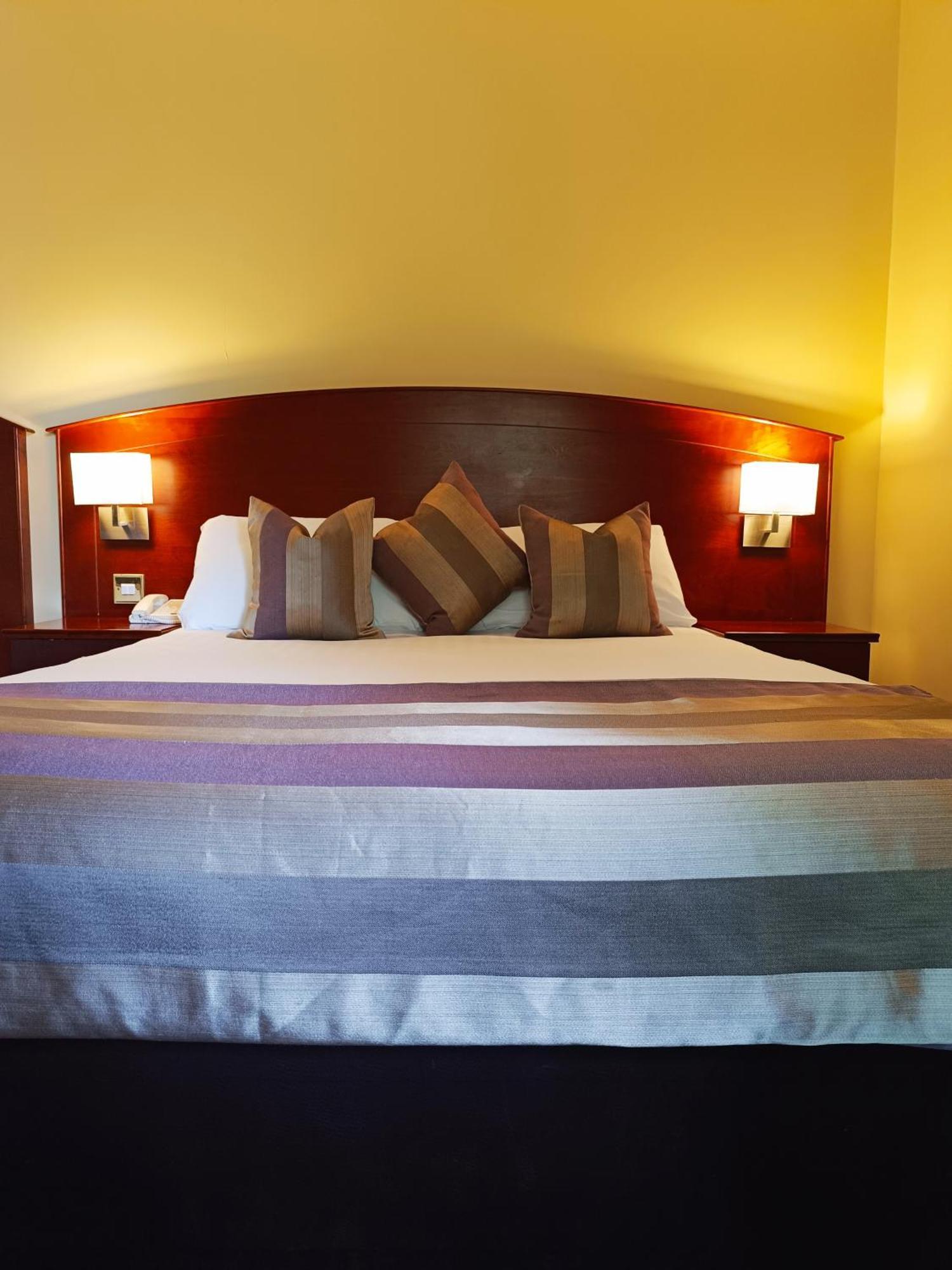 Aherlow House Hotel & Lodges 외부 사진