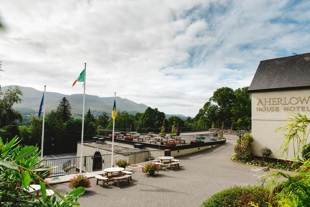 Aherlow House Hotel & Lodges 외부 사진