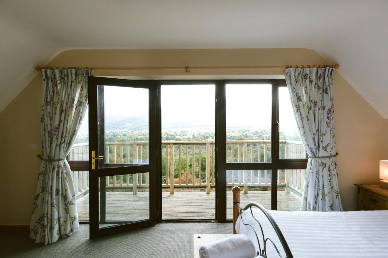 Aherlow House Hotel & Lodges 외부 사진