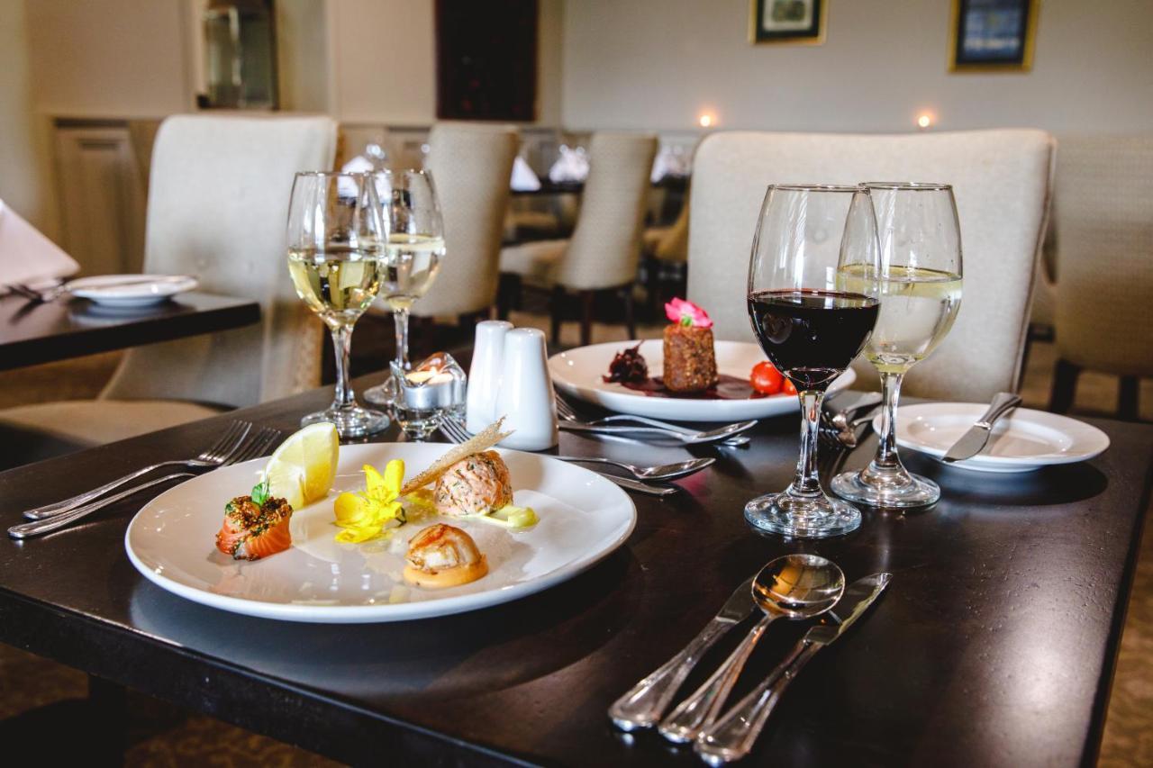 Aherlow House Hotel & Lodges 외부 사진