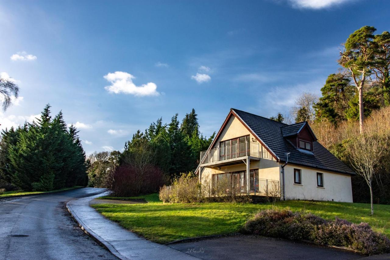 Aherlow House Hotel & Lodges 외부 사진